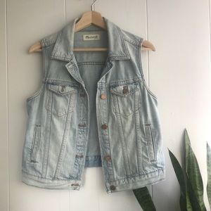Madewell light wash denim jean vest Albert wash